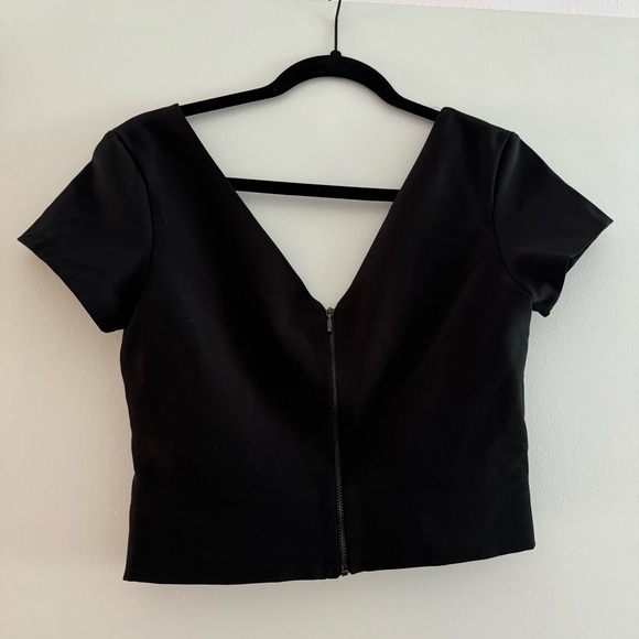 Zara Basic Collection Black cross cross Wrap cropped top size medium - Picture 5 of 9